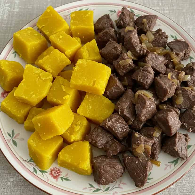 Carne-de-sol com mandioca