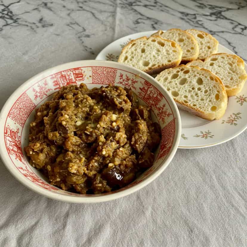 Foto deliciosa de Aperitivo de Berinjela ao Forno pronta para servir - Snacks Assados