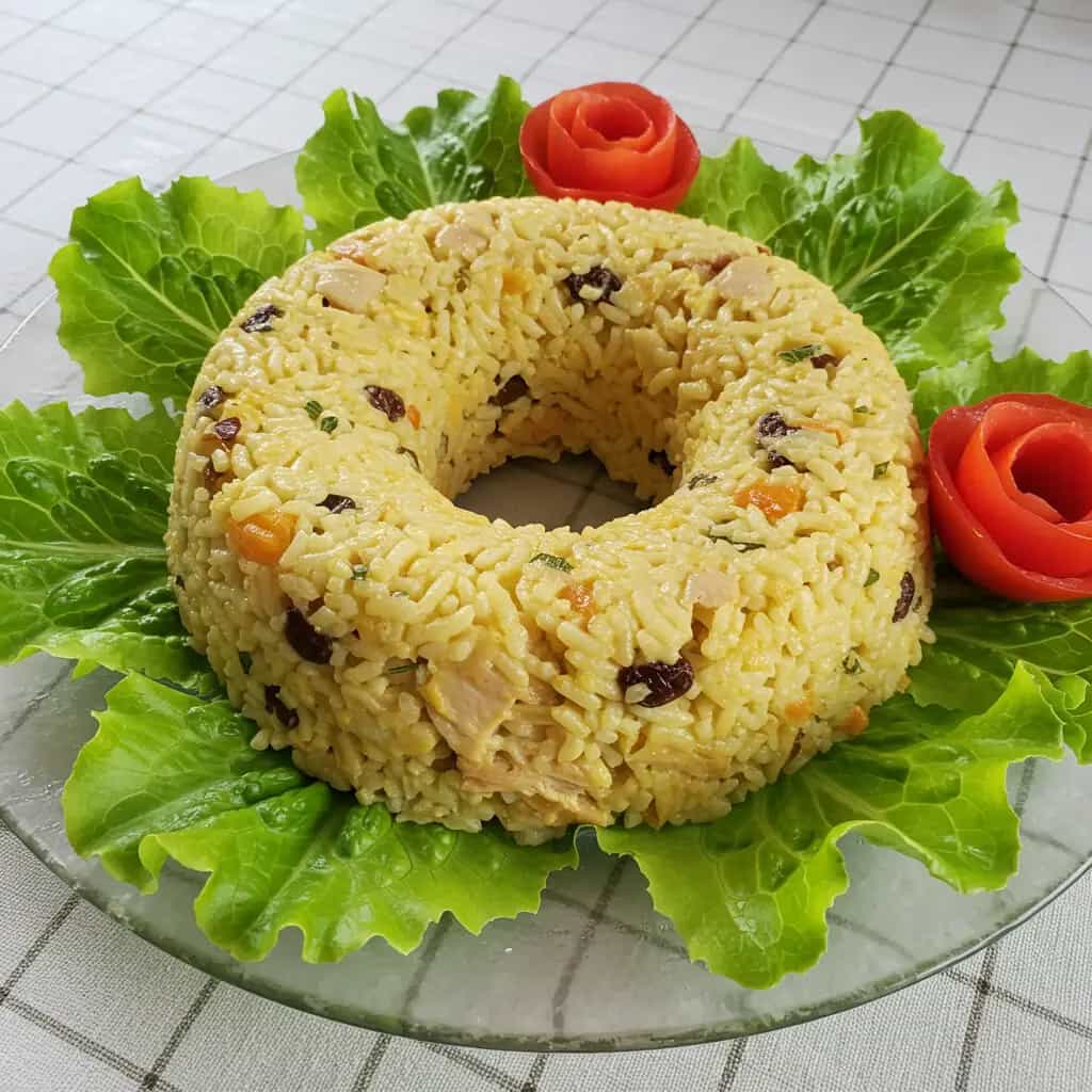 Arroz com Frango e Frutas