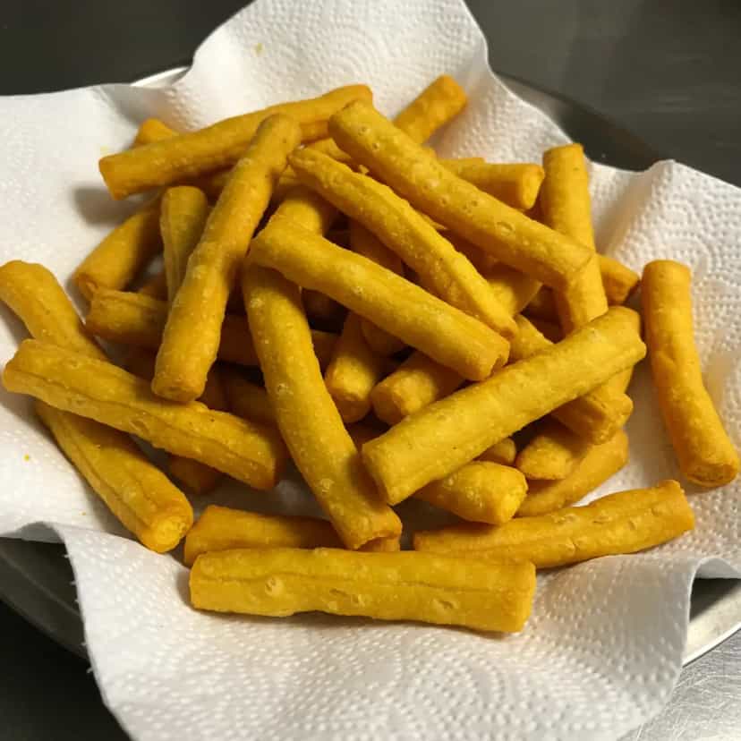 Foto deliciosa de Batata Doce Frita Caseira pronta para servir - Chips & Biscoitos
