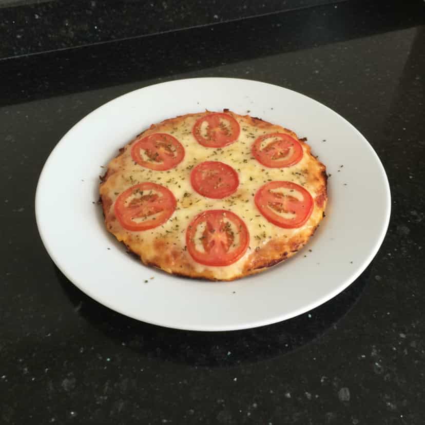 Foto deliciosa de Bauru de Forno pronta para servir - Lanches de Padaria