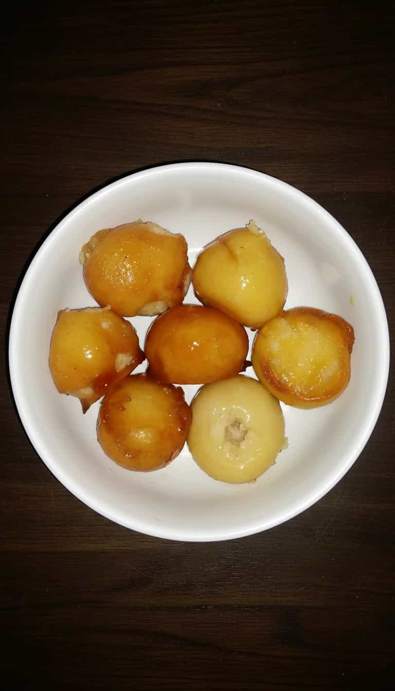 Foto deliciosa de Beijinho de Coco Caramelizado pronta para servir - Outras Receitas