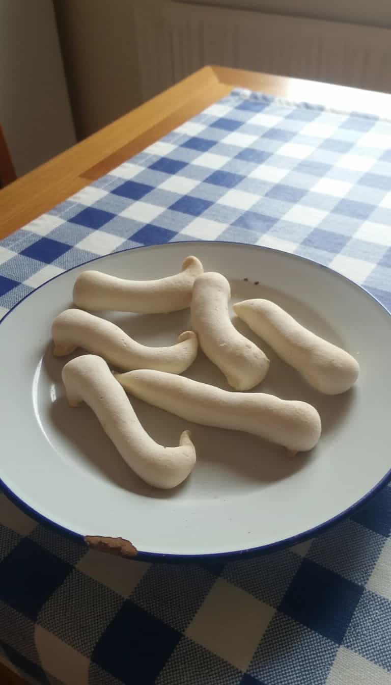 Foto deliciosa de Biscoito de Polvilho Crocante pronta para servir - Snacks Assados