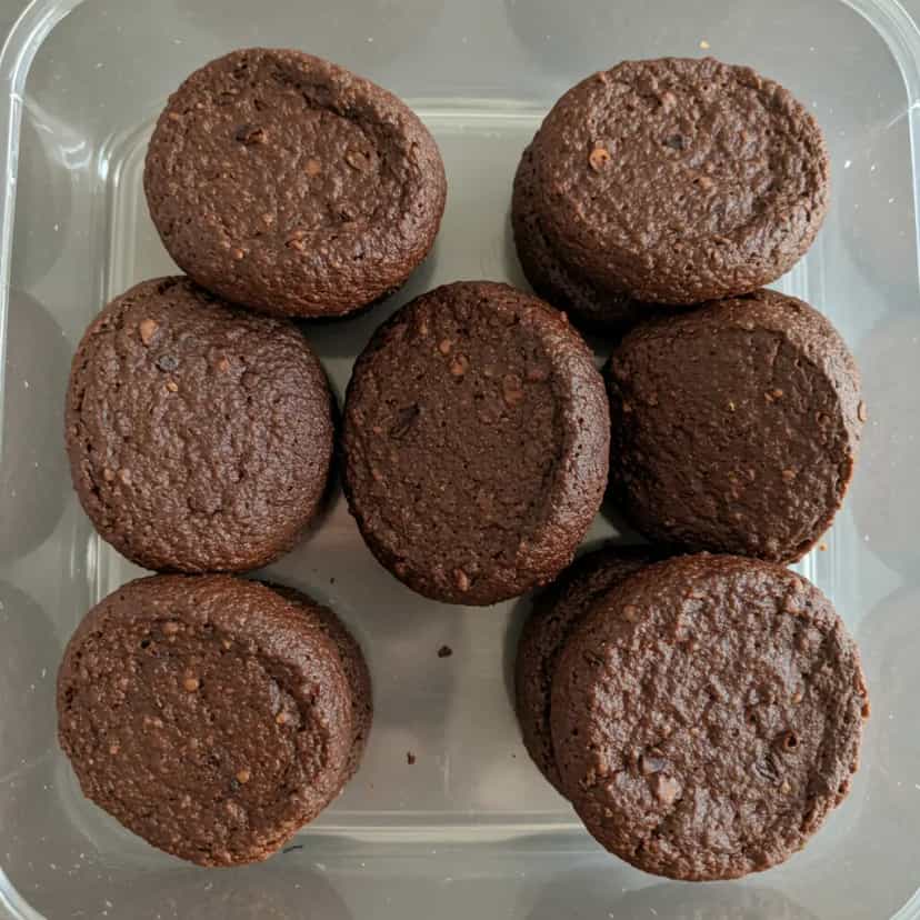 Foto deliciosa de Biscoito fácil de chocolate pronta para servir - Bolachas & Cookies