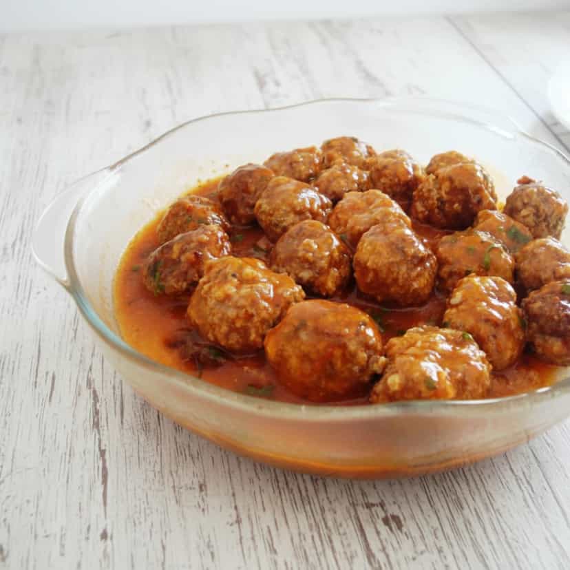 Foto deliciosa de Bolinhas de Carne ao Molho pronta para servir - Carnes & Frango