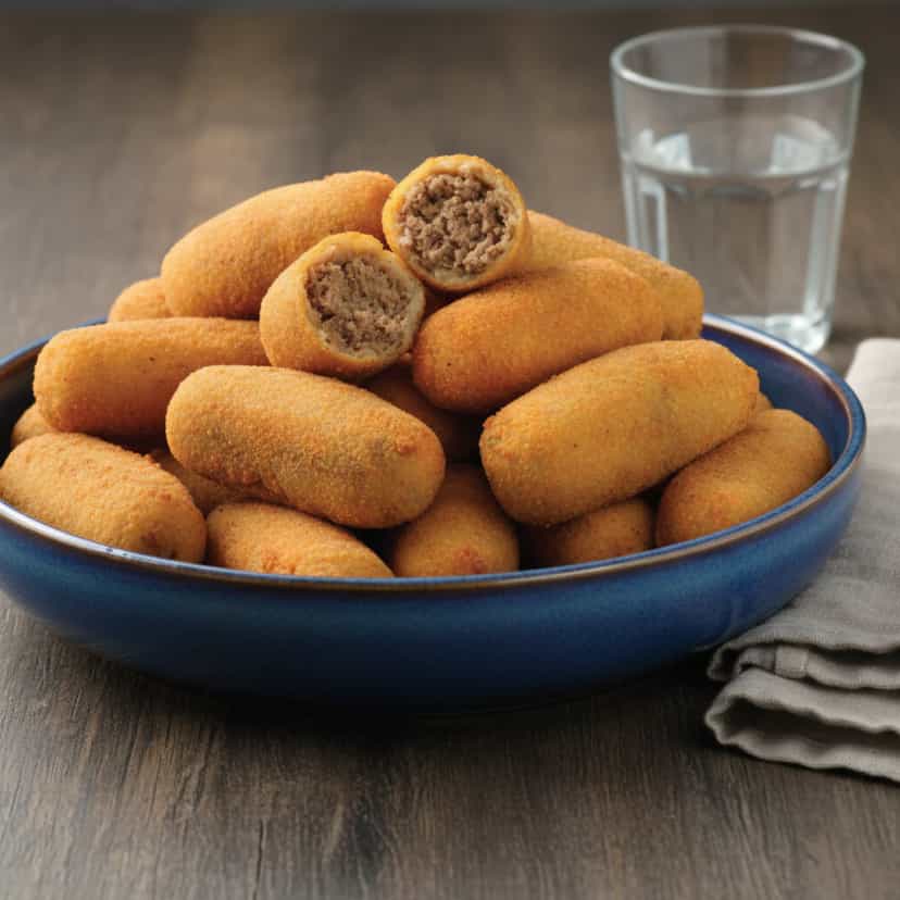 Foto deliciosa de Bolinho Caipira de Milho pronta para servir - Salgadinhos