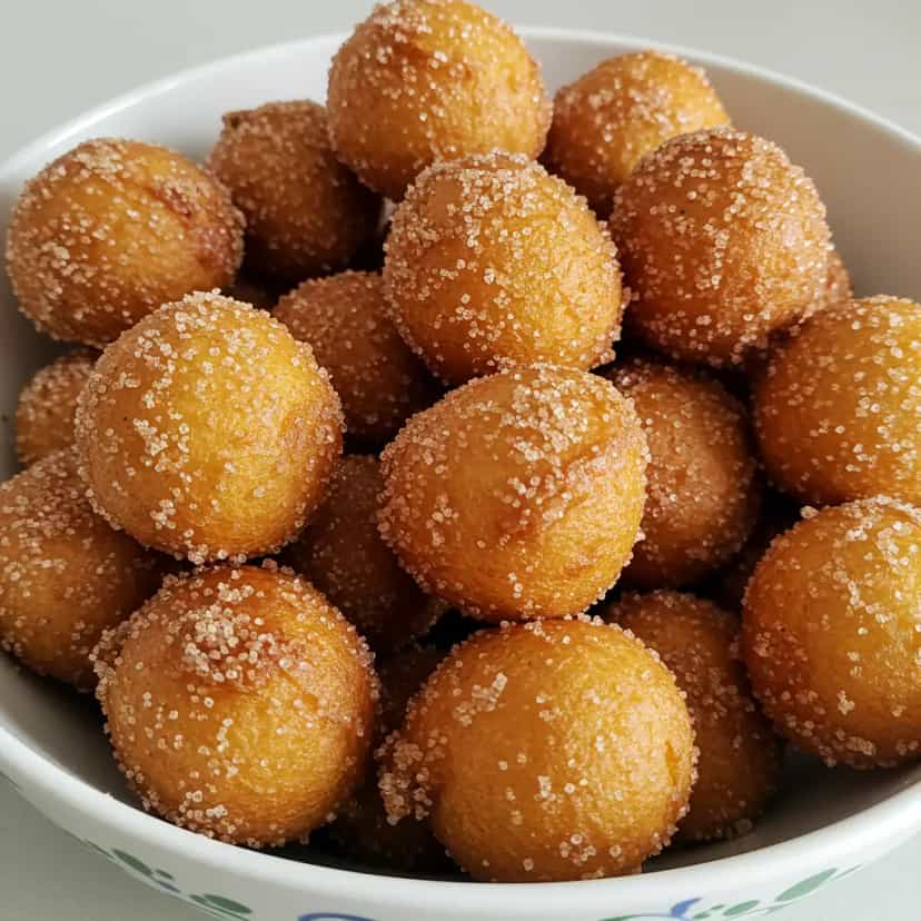 Foto deliciosa de Bolinho de Chuva pronta para servir - Lanches de Padaria