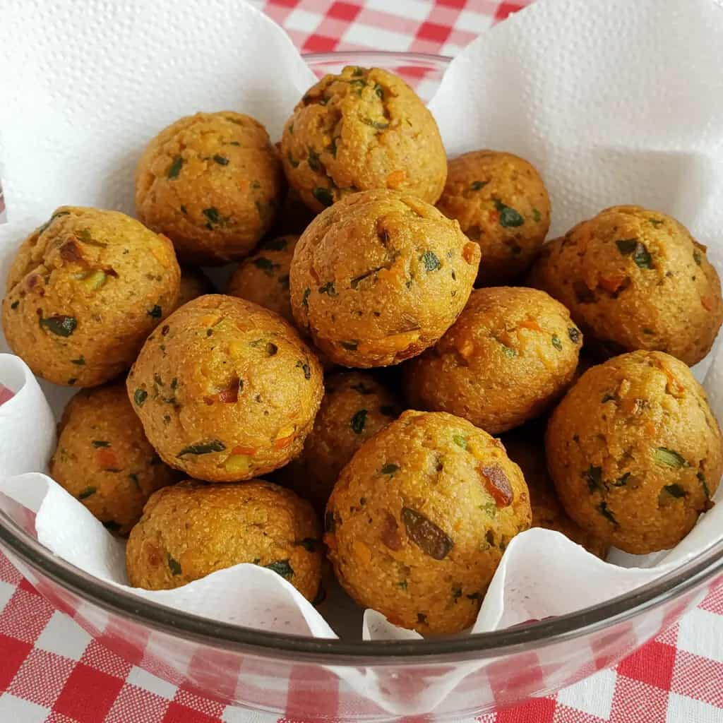 Bolinhos de Soja com Temperos