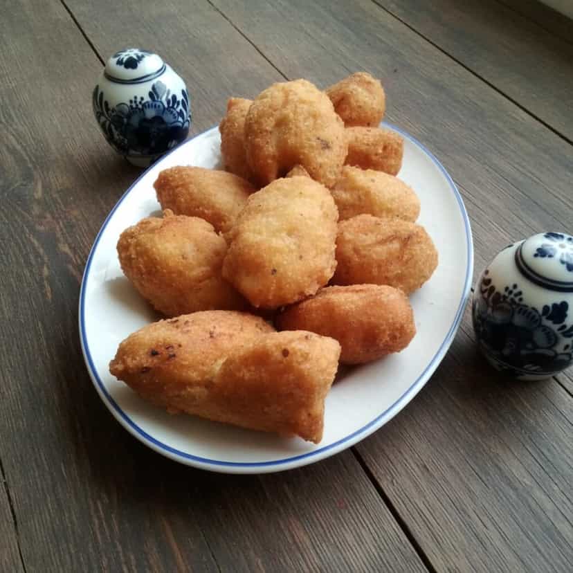 Foto deliciosa de Bolinhos de Tofu Dourados pronta para servir - Salgadinhos