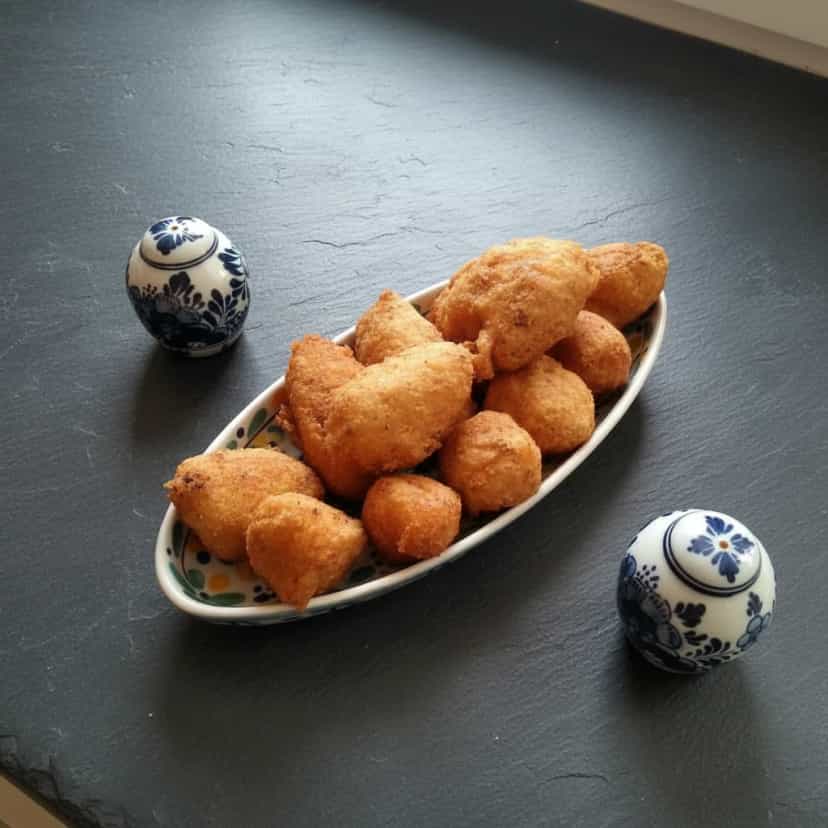Foto deliciosa de Bolinhos de Tofu Dourados pronta para servir - Salgadinhos