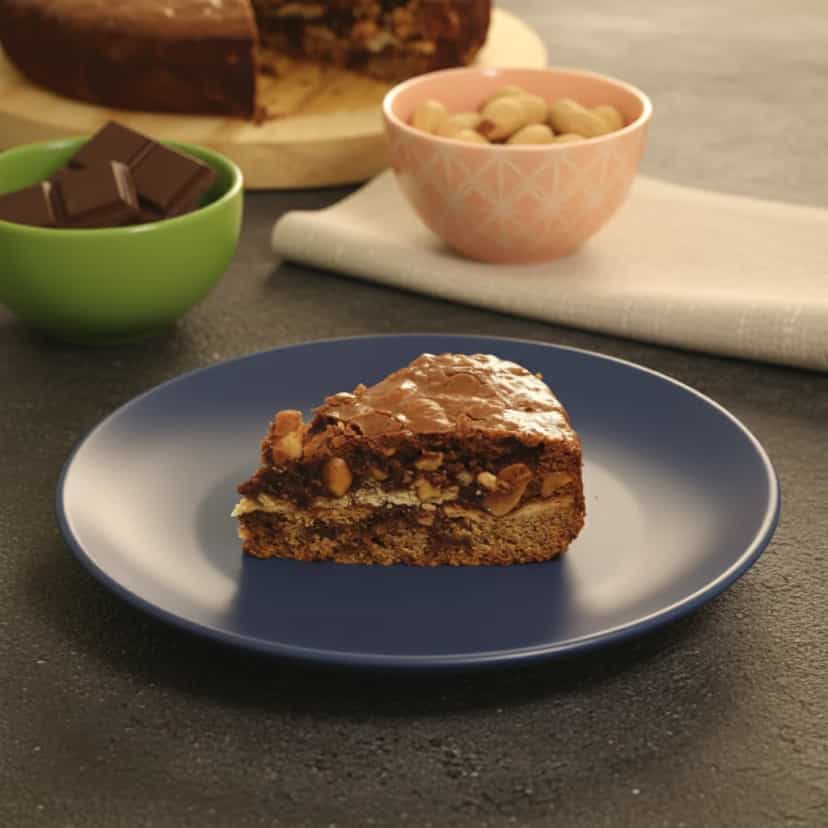 Foto deliciosa de Bolo Brownie com Cookie de Chocolate pronta para servir - Brownies & Cookies