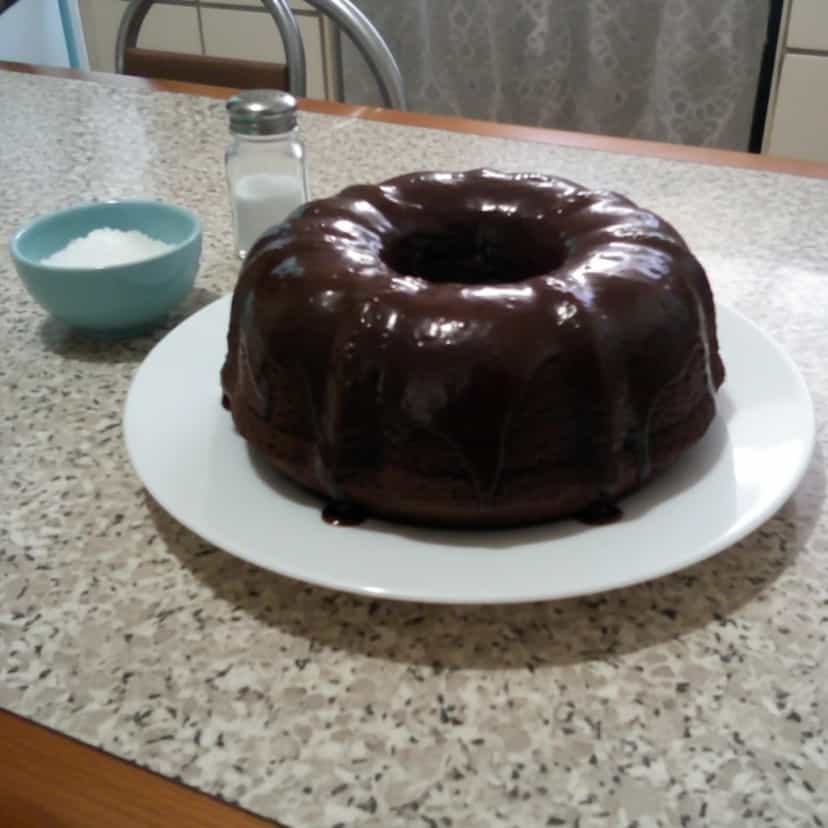 Foto deliciosa de Bolo de Banana Molhadinho pronta para servir - Bolos & Cupcakes
