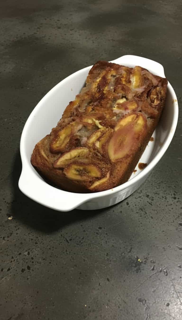 Foto deliciosa de Bolo de Banana, Tapioca e Aveia pronta para servir - Bolos & Cupcakes