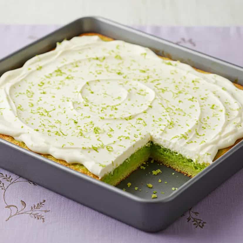 Foto deliciosa de Bolo de Limão com Iogurte pronta para servir - Bolos & Cupcakes