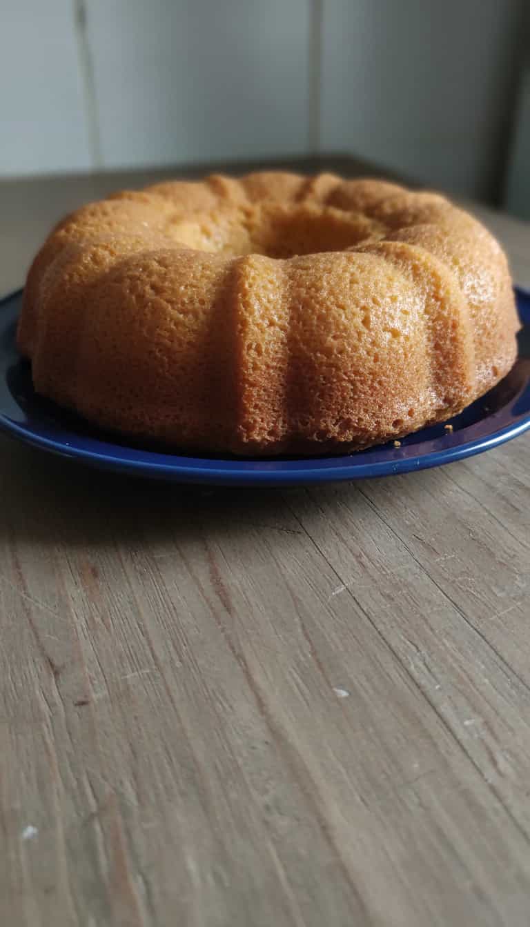 Foto deliciosa de Bolo Fofo de Milho pronta para servir - Bolos & Cupcakes