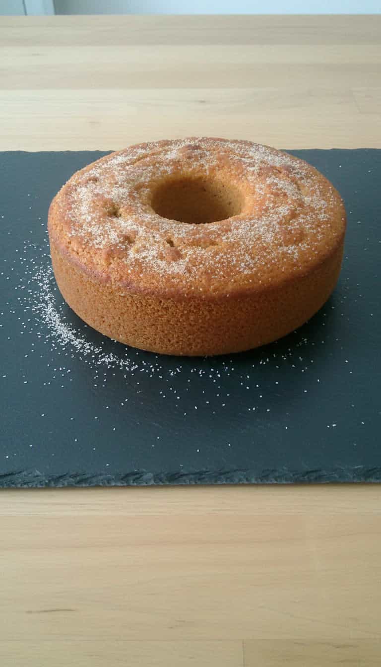 Foto deliciosa de Bolo Integral de Banana pronta para servir - Bolos & Cupcakes