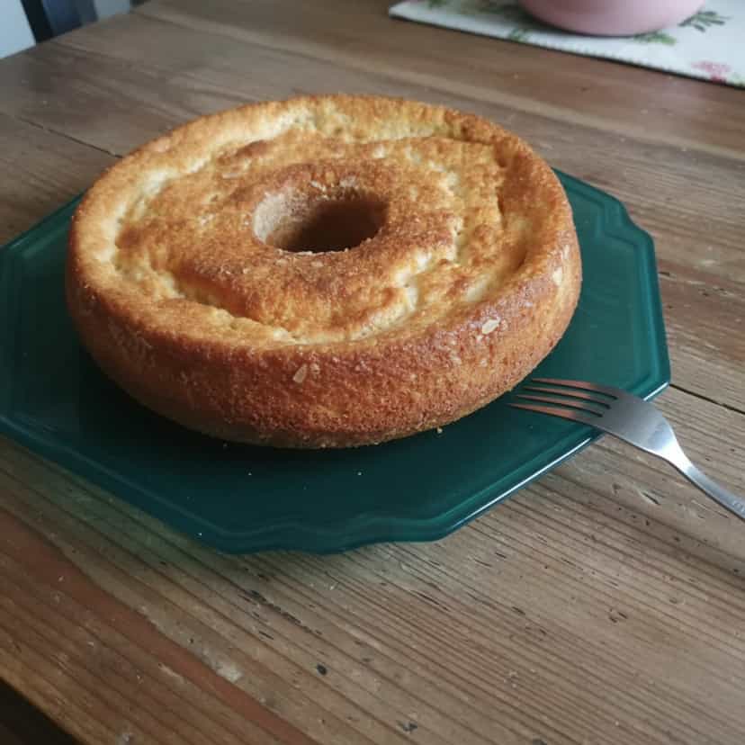 Foto deliciosa de Bolo mole pronta para servir - Bolos & Cupcakes