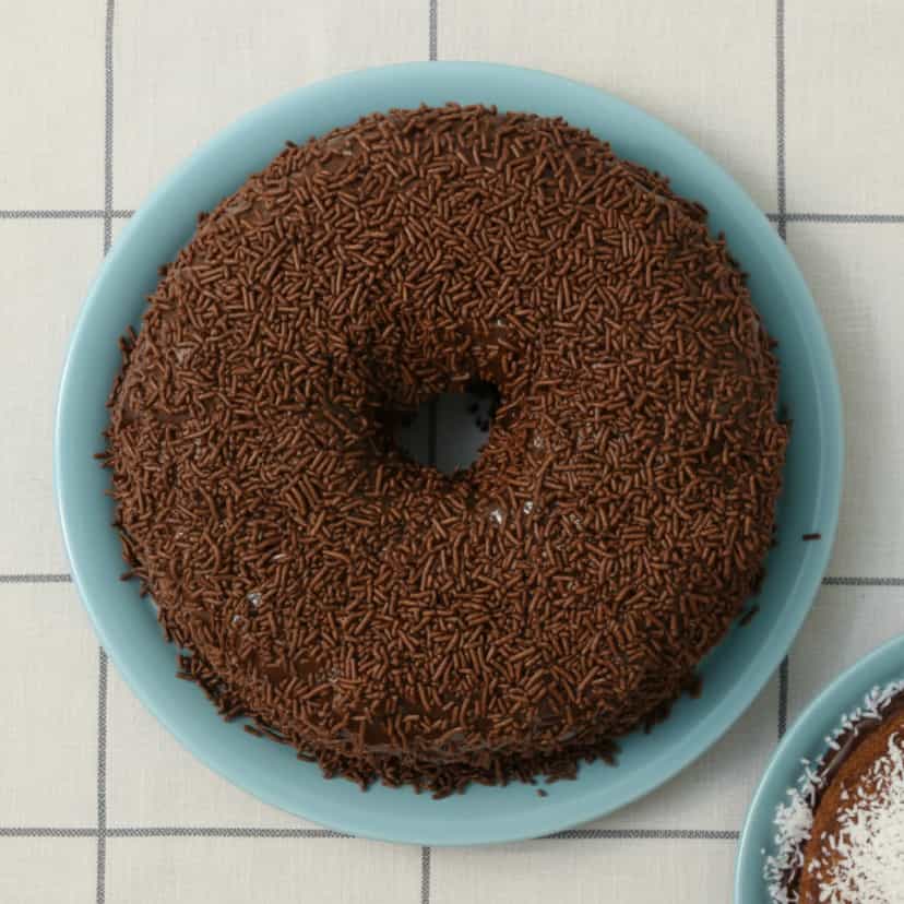 Foto deliciosa de Bolo Nega Maluca pronta para servir - Bolos & Cupcakes