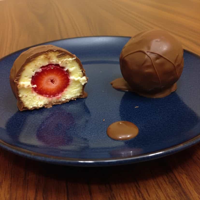 Foto deliciosa de Bombons de Morango com Chocolate pronta para servir - Outras Receitas