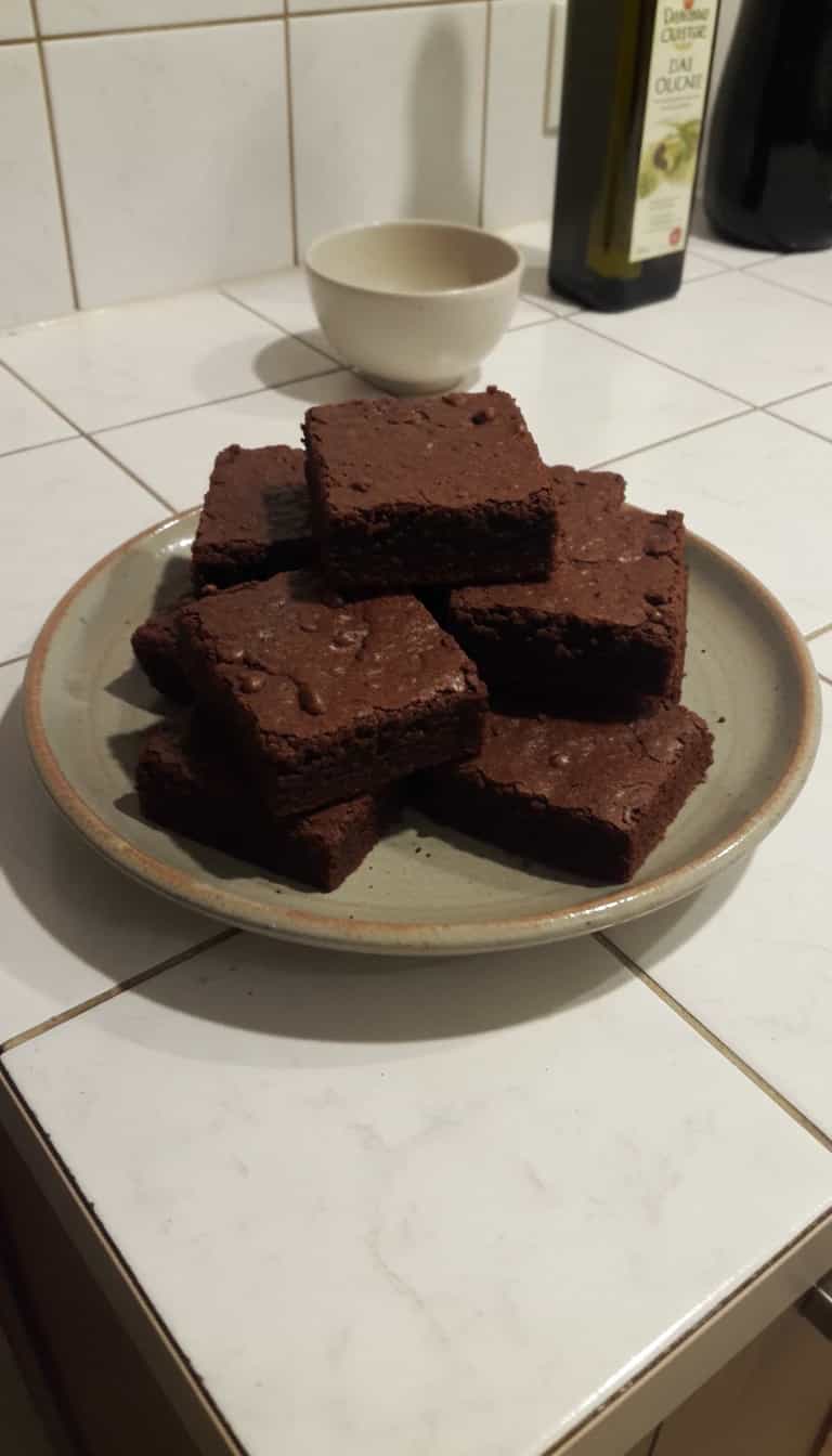 Foto deliciosa de Brownies de Chocolate com Nozes pronta para servir - Brownies & Cookies