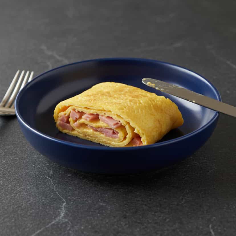 Foto deliciosa de Calzone by Elena pronta para servir - Lanches de Padaria