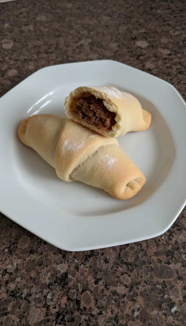 Foto deliciosa de Calzone Simples (sem ovos) pronta para servir - Outras Receitas