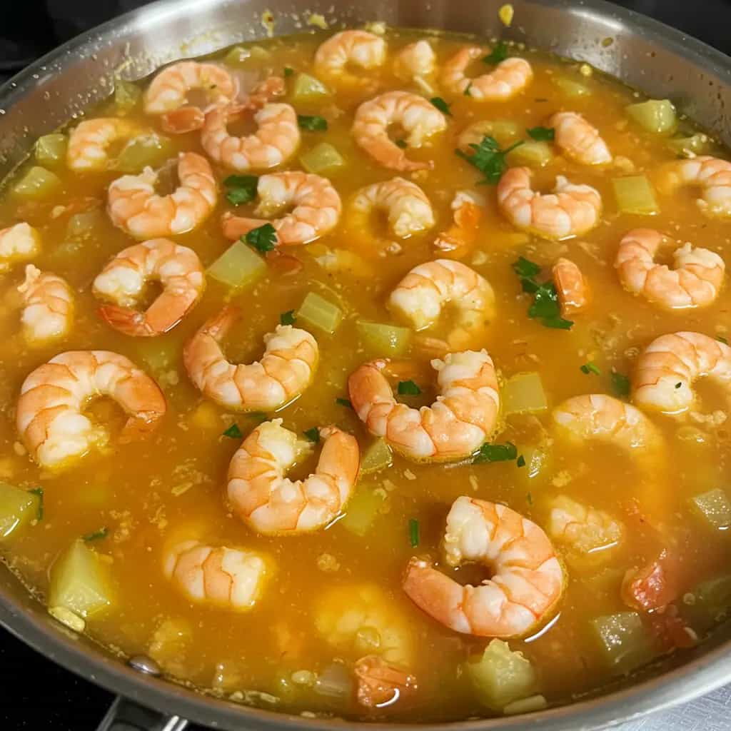 Camarões com Chuchu ao Limão