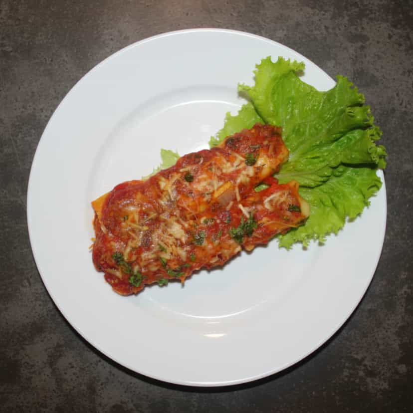 Foto deliciosa de Canelones rápidos de massa de pastel pronta para servir - Outras Receitas