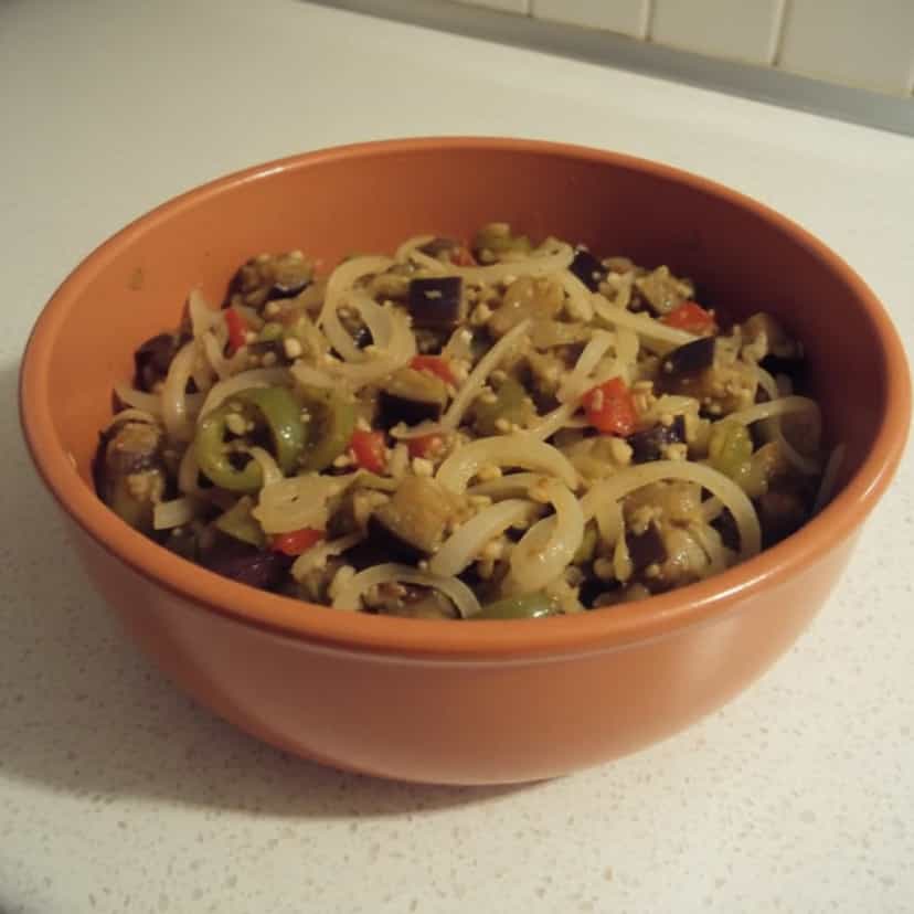 Foto deliciosa de Caponata de Berinjela e Acelga pronta para servir - Pratos Brasileiros Icônicos