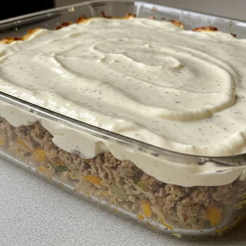 Foto deliciosa de Carne Moída Recheada ao Creme pronta para servir - Carnes & Frango