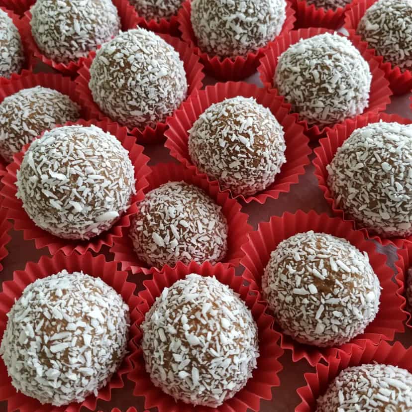Foto deliciosa de Casadinho: Brigadeiro e Beijinho pronta para servir - Outras Receitas
