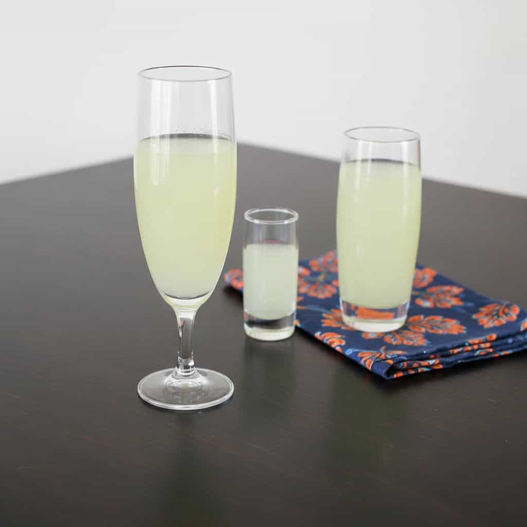 Champanhe com Abacaxi Refrescante