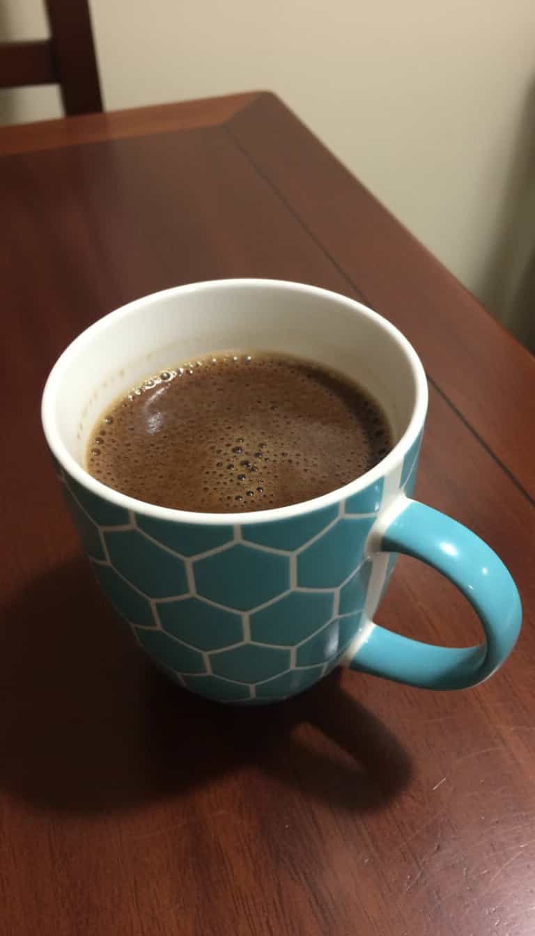 Foto deliciosa de Chocolate Quente Cremoso pronta para servir - Bebidas Quentes