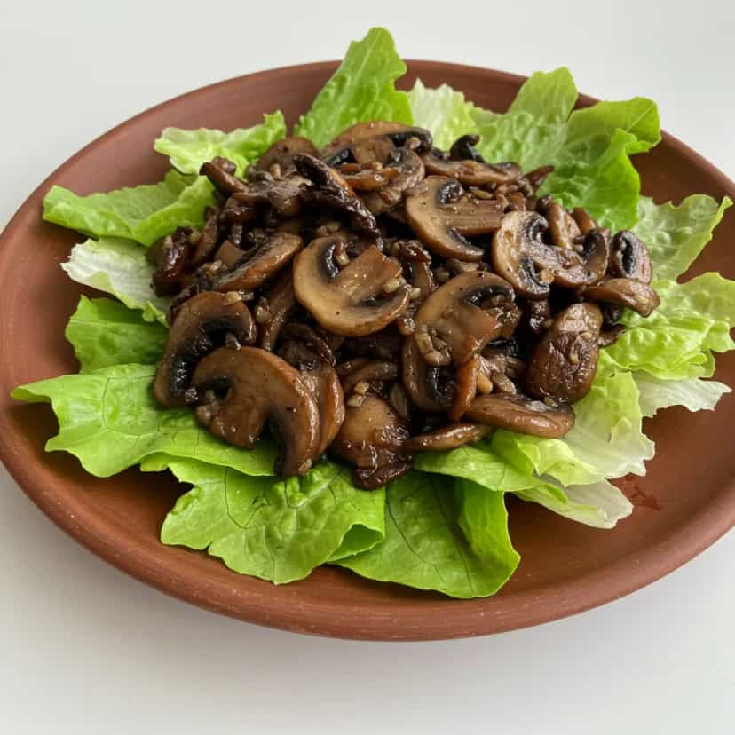 Foto deliciosa de Cogumelos Shitake na Manteiga pronta para servir - Outras Receitas