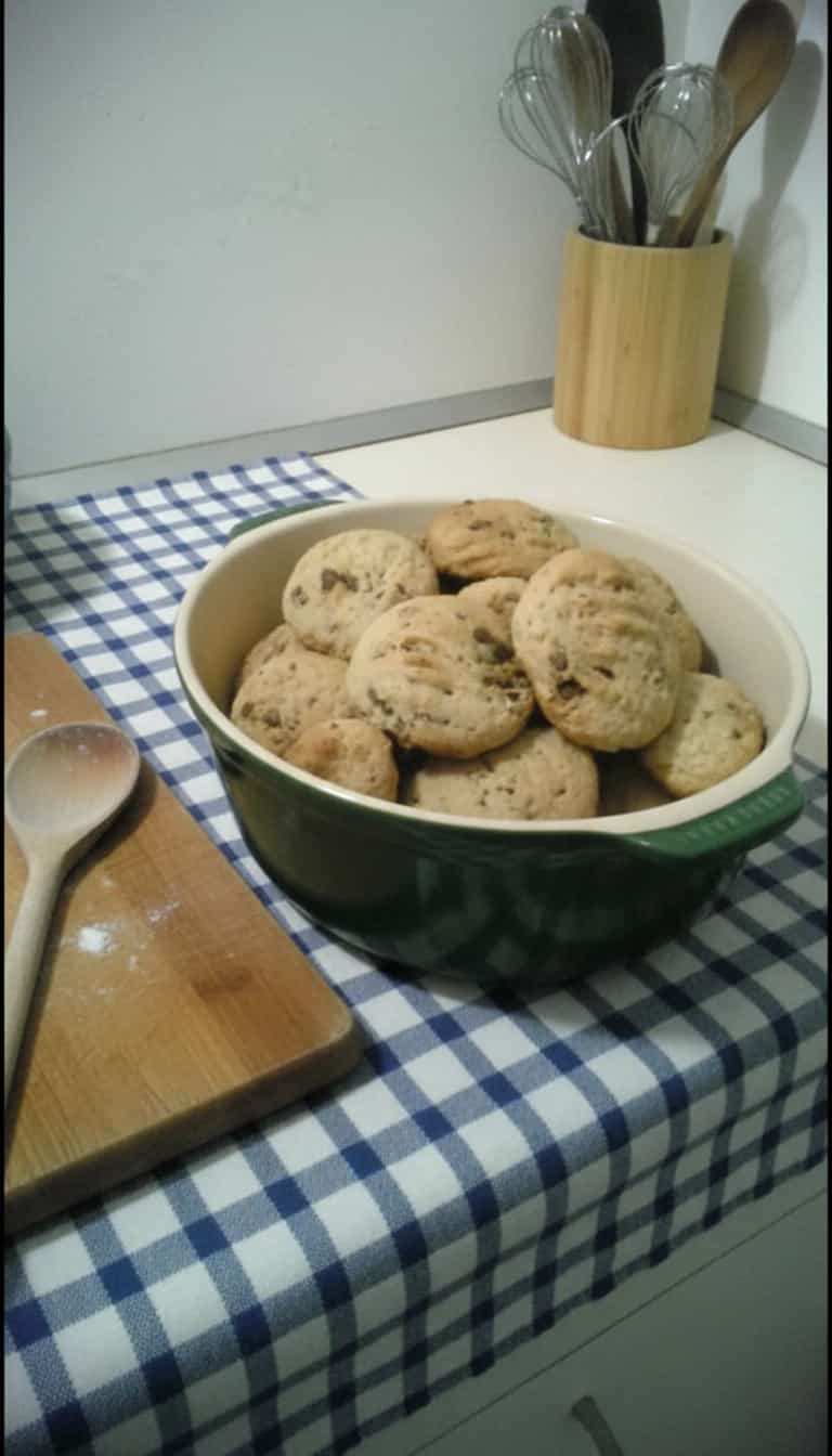 Foto deliciosa de Cookies de Chocolate com Amendoim pronta para servir - Bolachas & Cookies