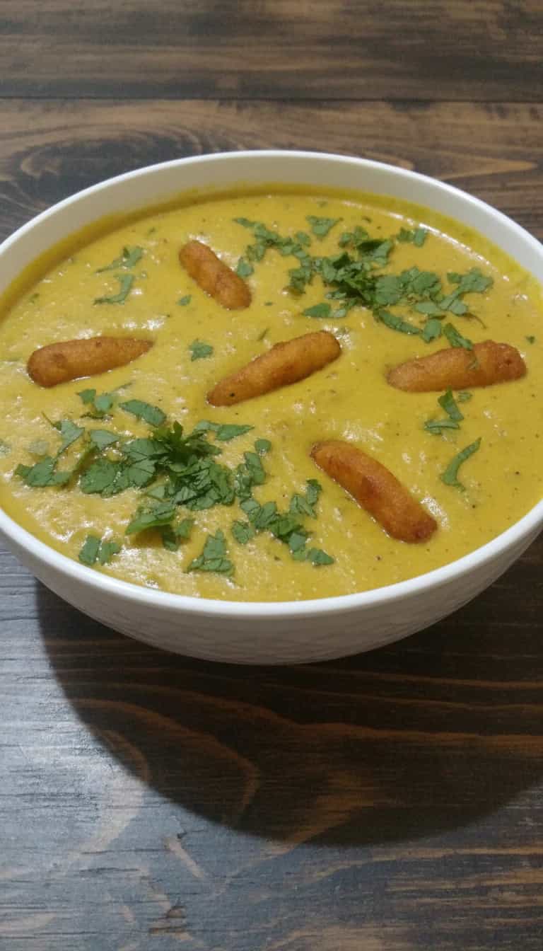 Foto deliciosa de Creme de Camarão com Requeijão pronta para servir - Peixes & Frutos do Mar