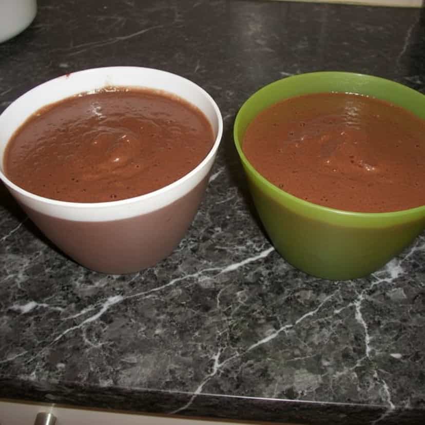 Foto deliciosa de Creme de Chocolate Cremoso pronta para servir - Pudins & Cremes