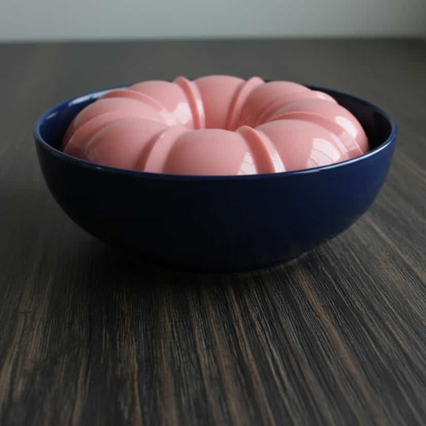 Foto deliciosa de Creme de Morango e Uva pronta para servir - Pudins & Cremes