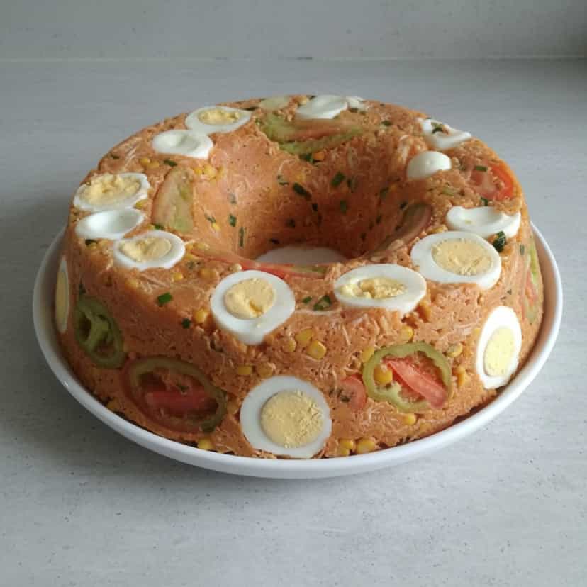 Foto deliciosa de Cuscuz Cremoso de Frango pronta para servir - Carnes & Frango