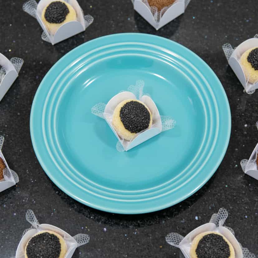 Foto deliciosa de Doce de Castanha com Ameixa pronta para servir - Outras Receitas