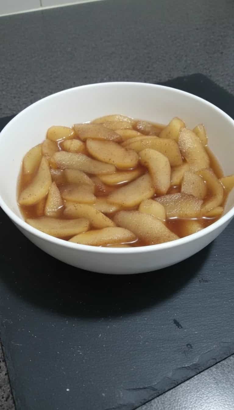 Foto deliciosa de Doce de Maçã Caseiro pronta para servir - Outras Receitas