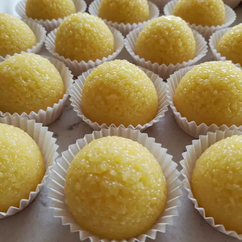 Foto deliciosa de Docinhos de Bagaço de Abacaxi pronta para servir - Outras Receitas