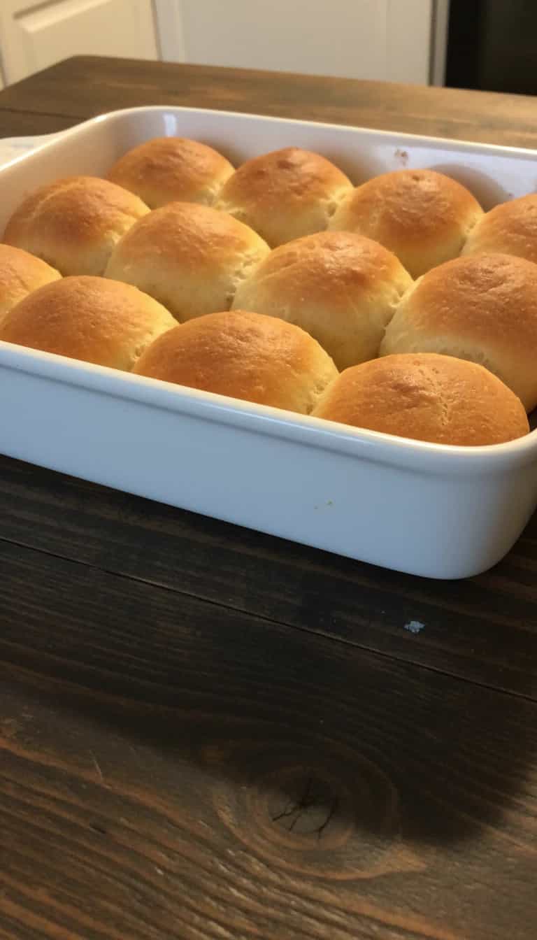 Foto deliciosa de Empada de Frango Cremosa pronta para servir - Salgadinhos