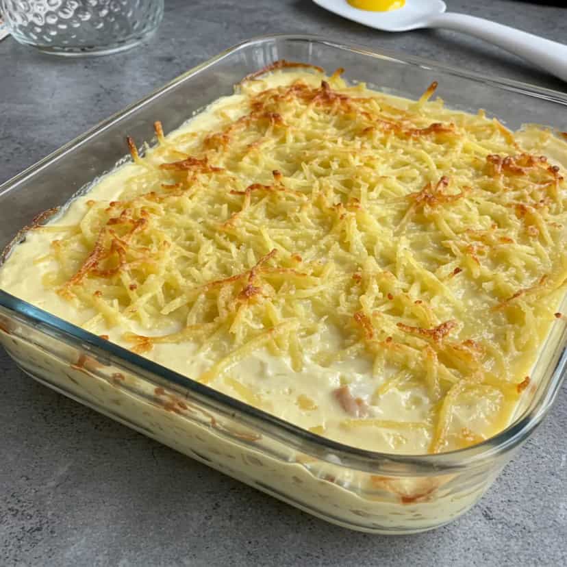 Foto deliciosa de Empadão de Batata com Carne Moída pronta para servir - Pizzas & Salgados