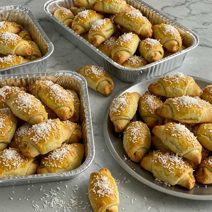 Foto deliciosa de Enroladinhos de Queijo pronta para servir - Salgadinhos