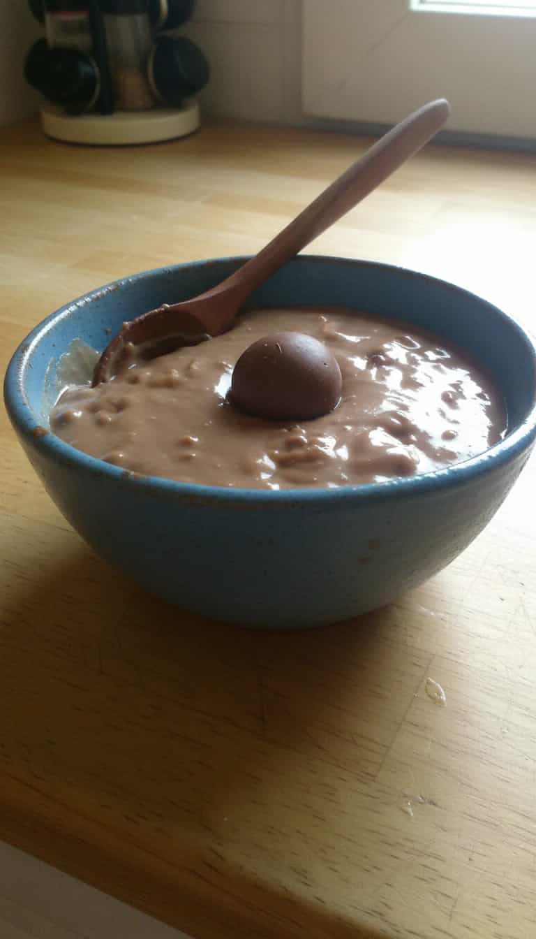 Foto deliciosa de Estrogonofe de Bombom pronta para servir - Pudins & Cremes