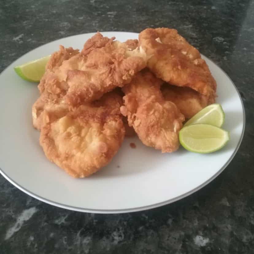 Foto deliciosa de Filé de Frango Crocante à Milanesa pronta para servir - Carnes & Frango