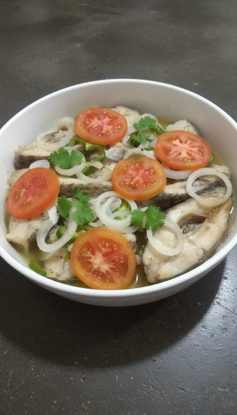 Foto deliciosa de Filé de Peixe no Micro-ondas pronta para servir - No Micro-ondas