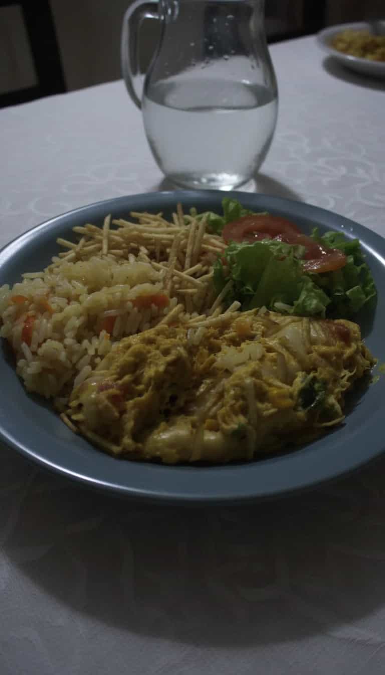 Foto deliciosa de Fricassê de Frango Cremoso pronta para servir - Carnes & Frango