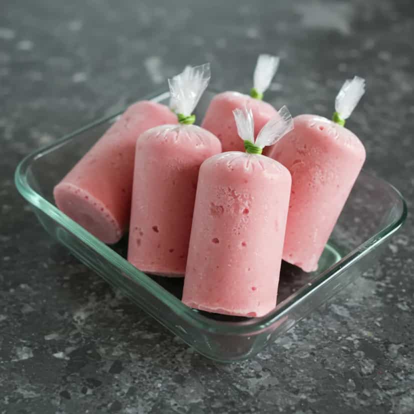 Foto deliciosa de Geladinho Cremoso de Goiaba pronta para servir - Doces Gelados & Sorvetes